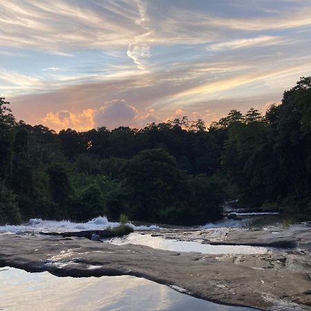 Nisha Homestay Inn Peradeniya Zewnętrze zdjęcie
