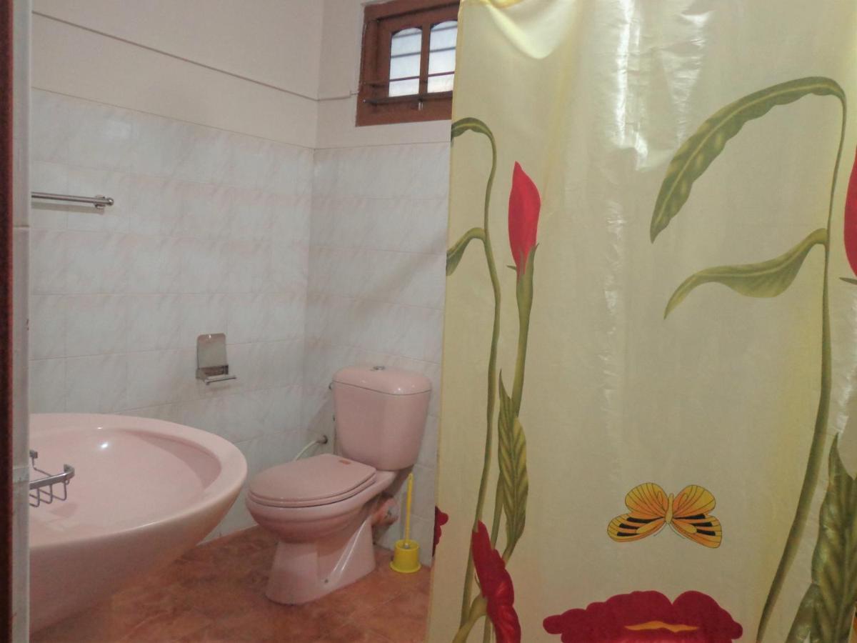 Nisha Homestay Inn Peradeniya Zewnętrze zdjęcie